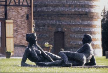 sculptures of couple lying down at bois guilbert
